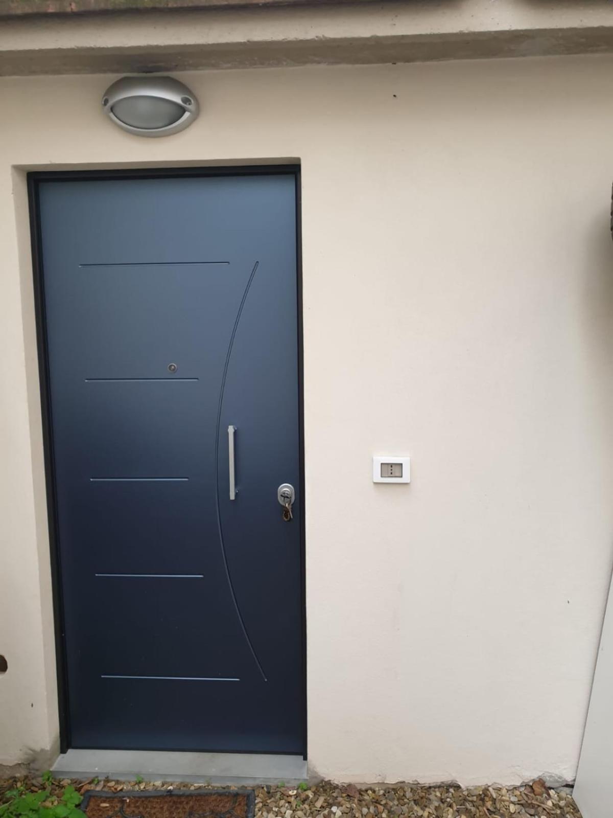 Domus Pop Apartment ฟลอเรนซ์ ภายนอก รูปภาพ
