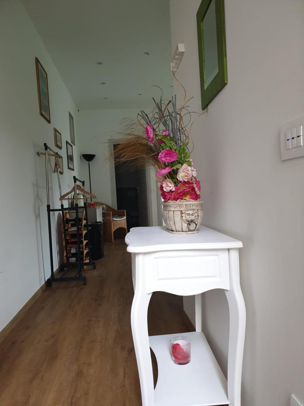 Domus Pop Apartment ฟลอเรนซ์ ภายนอก รูปภาพ